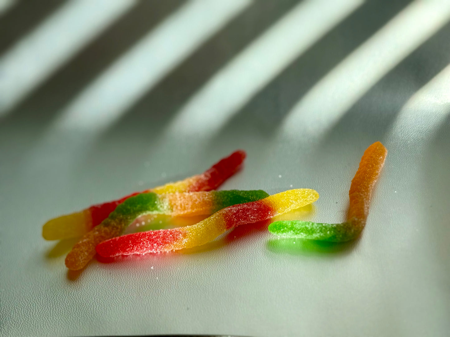 الديدان الحامضة